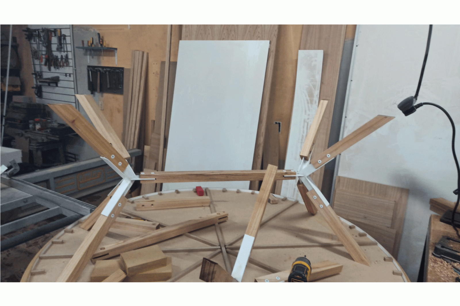 Patas Mobiliario Estudio - DRM Arquitectura